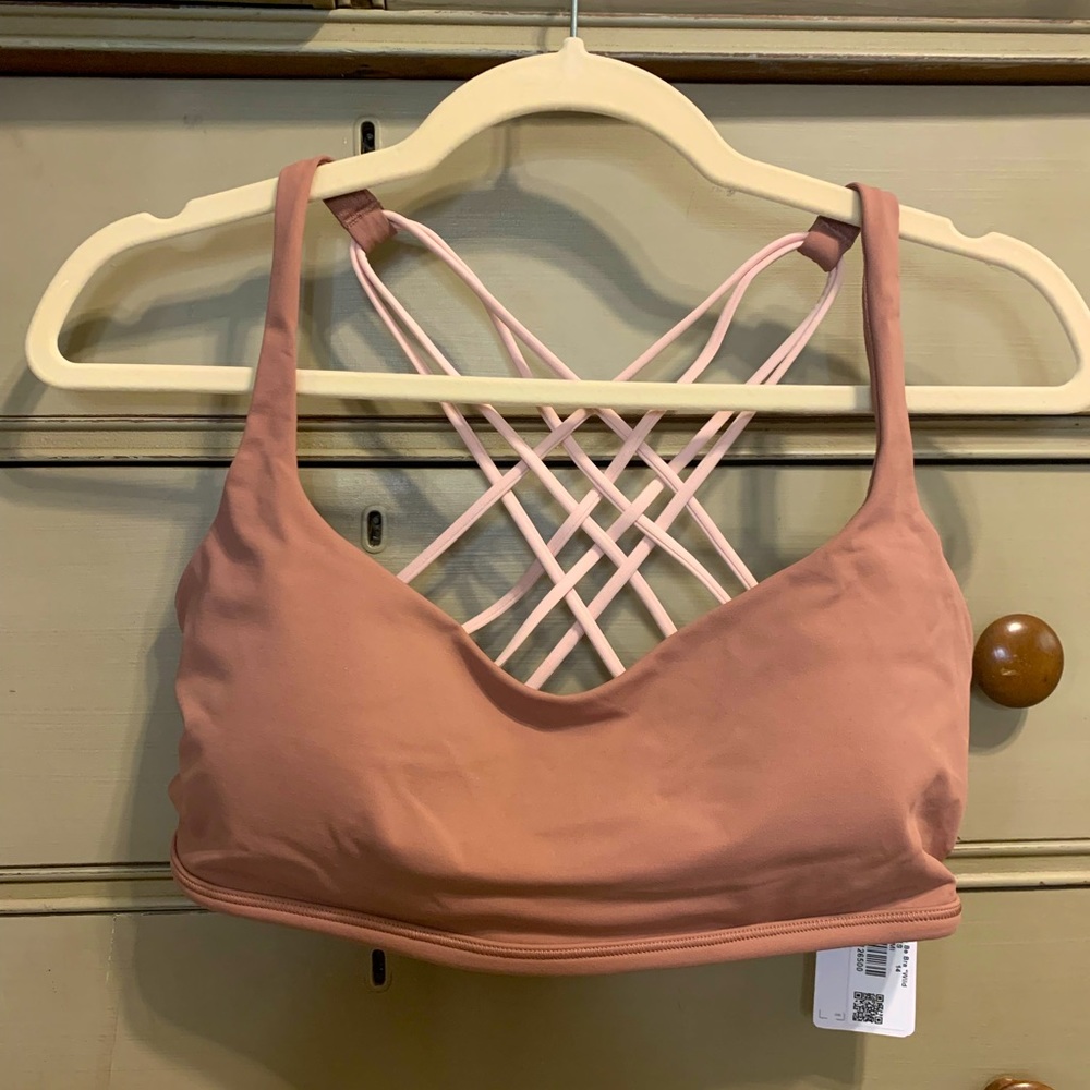 Lululemon free to be wild sports bra